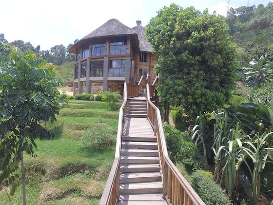 Gallery - Trackers Safari Lodge Bwindi
