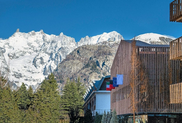 Gallery - Le Massif Hotel & Lodge Courmayeur - The Leading Hotels Of The World