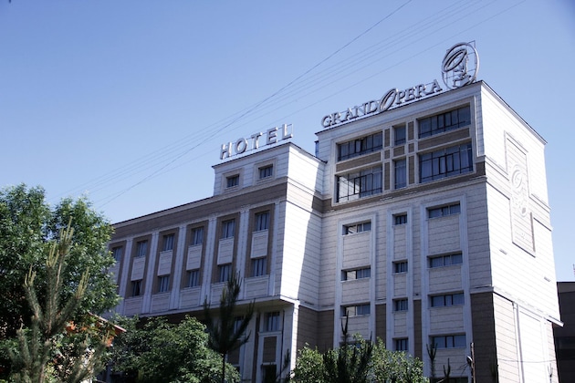 Gallery - Grand Opera Hotel