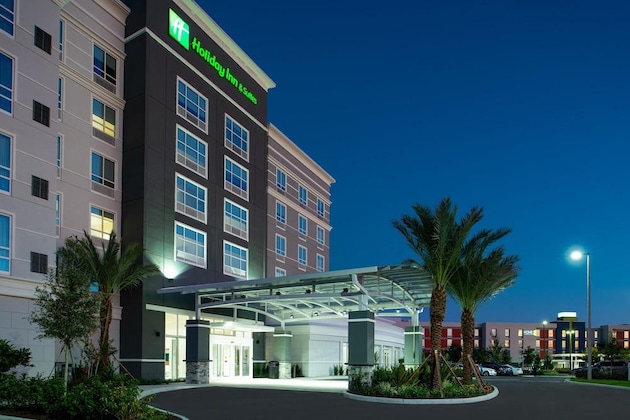 Gallery - Holiday Inn & Suites Orlando - International Dr S, An Ihg Hotel