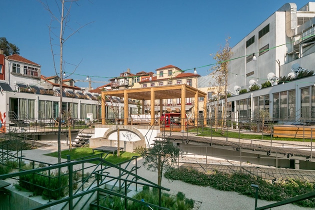 Gallery - Selina Porto