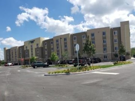 Gallery - Woodspring Suites Orlando International Drive