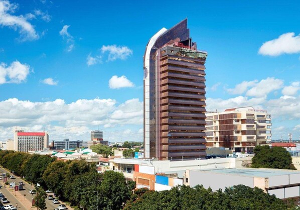 Gallery - Hilton Garden Inn Lusaka Society Business Park