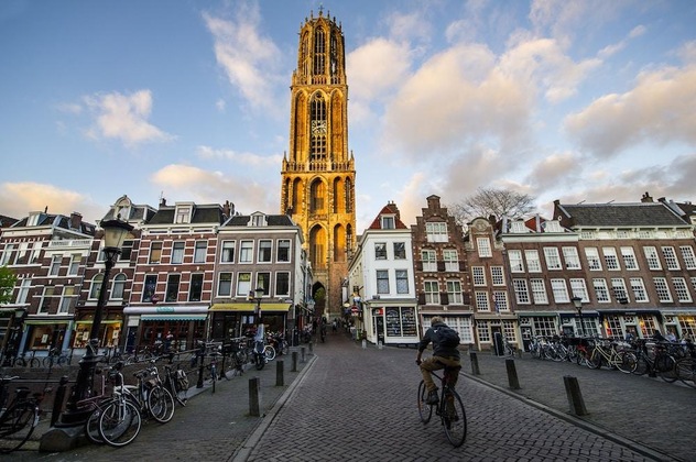 Gallery - Hampton By Hilton Utrecht Central Station
