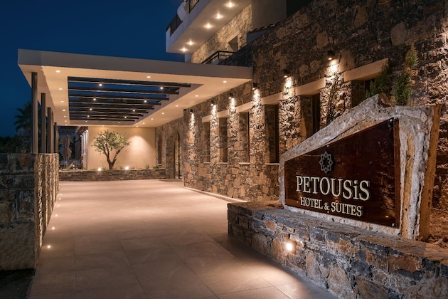 Gallery - Petousis Hotel & Suites