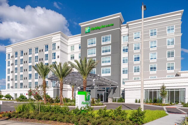 Gallery - Holiday Inn & Suites Orlando - International Dr S