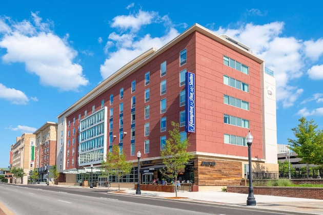 Gallery - Hampton Inn & Suites Fort Wayne Downtown