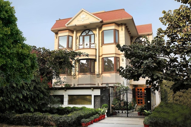 Gallery - Ahuja Residency Cyber City Ii