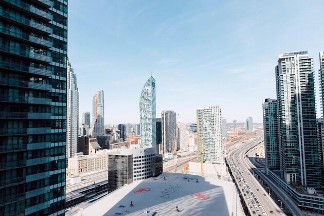 Gallery - Sarkar Suites - Maple Leaf Square