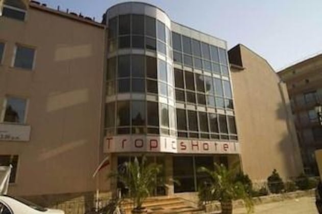Gallery - Tropics Hotel