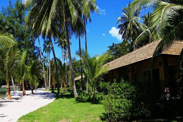 Gallery - Peninsula Beach Resort