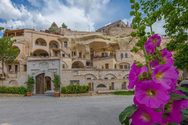 Gallery - Hera Cave Suites