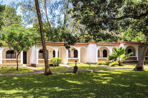 Gallery - Diani Sea Lodge