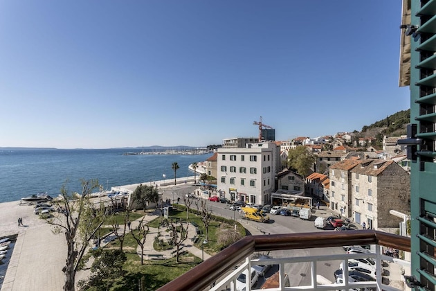 Gallery - Seaview Luxury Retreat