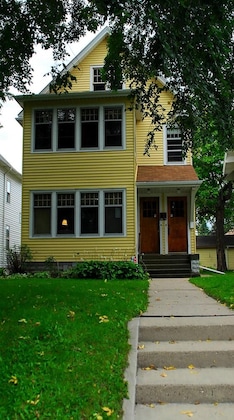 Gallery - Uptown Urban Living