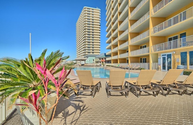 Gallery - Treasure Island 0802