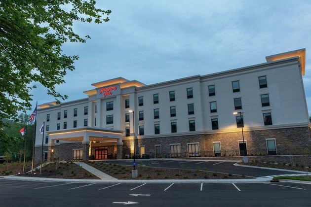 Gallery - Hampton Inn Black Mountain
