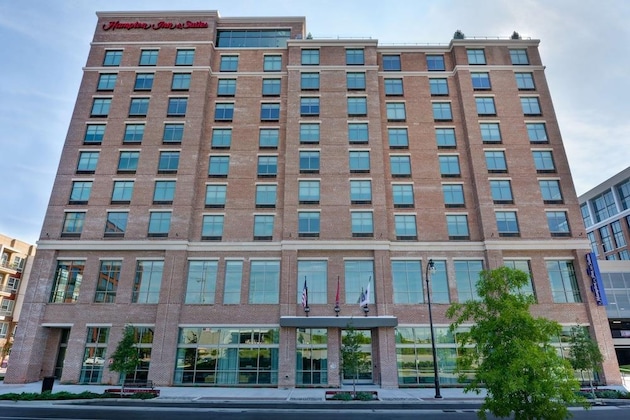 Gallery - Hampton Inn & Suites Nashville Downtown Capitol View