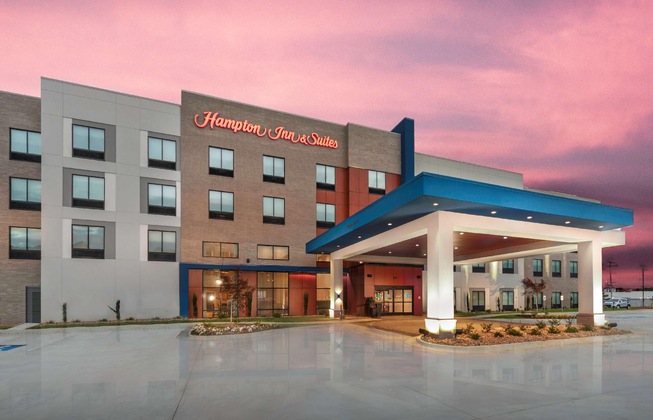 Gallery - Hampton Inn & Suites Conway