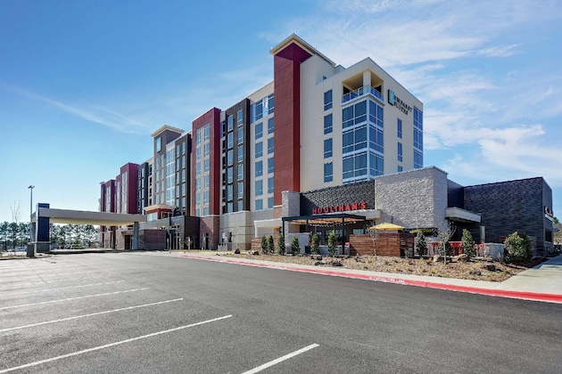 Gallery - Embassy Suites Jonesboro Red Wolf Convention Center