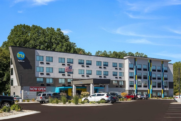 Gallery - Tru By Hilton Stevensville St. Joseph