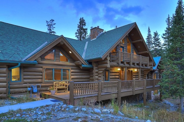 Gallery - Pine Forest Lodge
