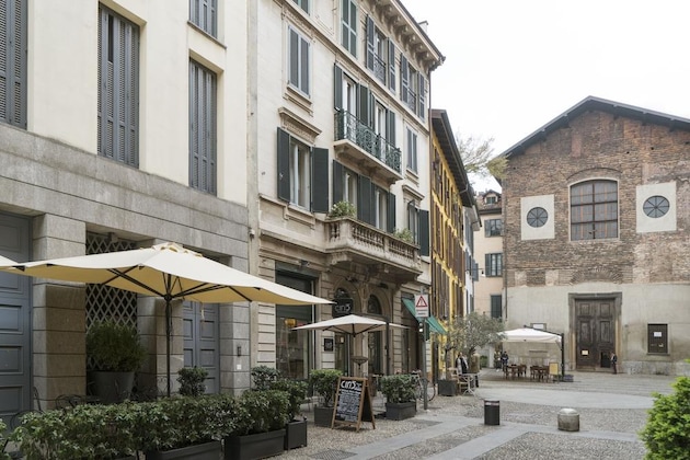 Gallery - Brera Apartments