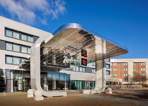 Gallery - Radisson Hotel & Conference Centre London Heathrow
