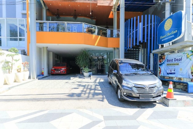 Gallery - Hotel Berlian International