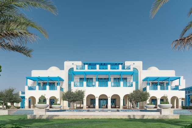 Gallery - Hilton Salwa Beach Resort & Villas