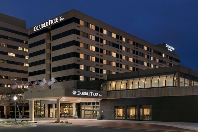 Gallery - Doubletree By Hilton Canton Downtown