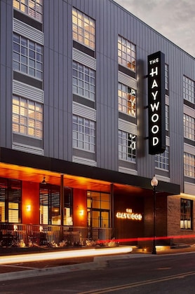 Gallery - The Haywood El Dorado Tapestry Collection By Hilton