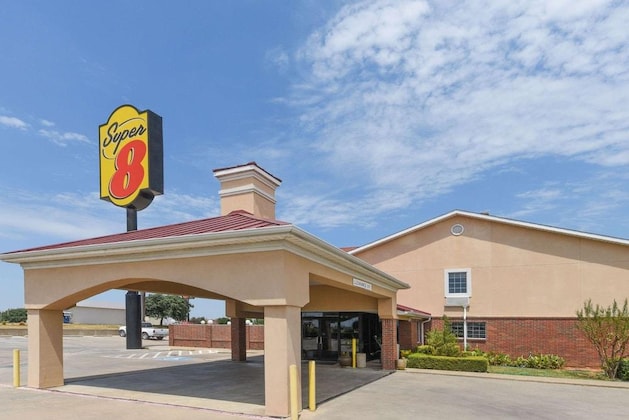 Gallery - Super 8 By Wyndham Burleson Fort Worth Area