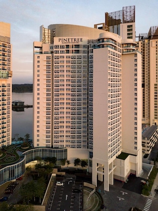 Gallery - Pinetree Marina Resort