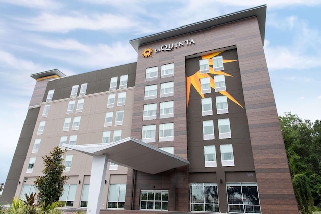 Gallery - La Quinta Inn & Suite By Wyndham Lake City
