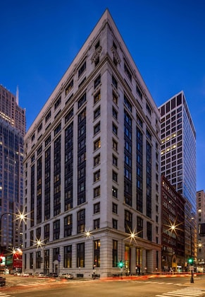 Gallery - Canopy by Hilton Chicago Central Loop