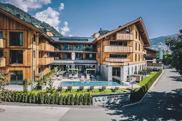 Gallery - Elements Resort Zell Am See, Bw Signature Collection Hotel, Zell Am See