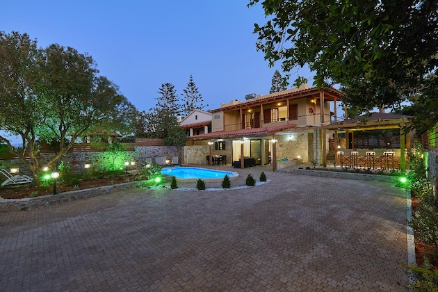 Gallery - Feronia Villas