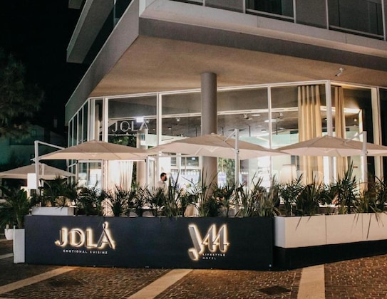 Gallery - J44 Lifestyle Hotel