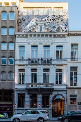 Gallery - Harmon House
