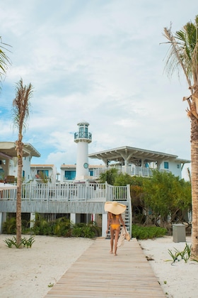 Gallery - Delek Holbox