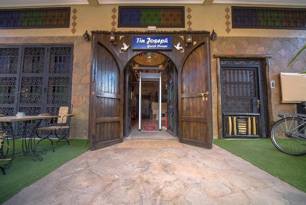 Gallery - Tin Joseph