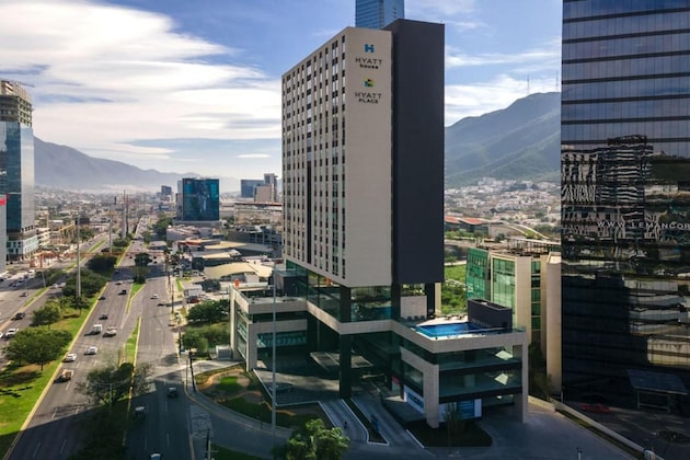 Gallery - Hyatt Place Monterrey Valle