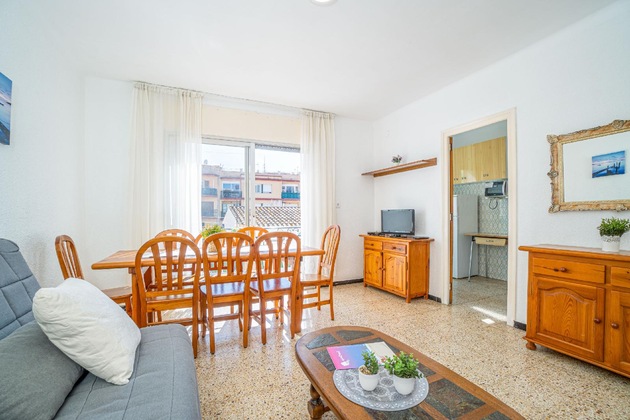 Gallery - Apartamento em Rosas   Roses para 7 pessoas com 3 quartos Ref. 72623