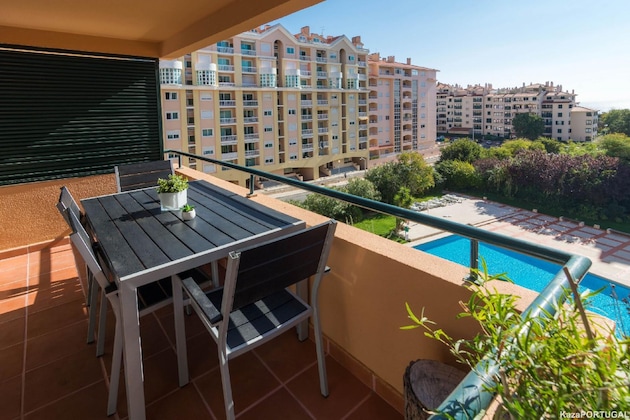 Gallery - Apartamento em Cascais para 4 pessoas com 2 quartos Ref. 221823