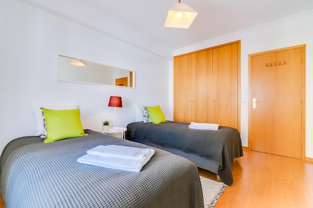 Gallery - Apartamento em Faro para 5 pessoas com 2 quartos Ref. 315901