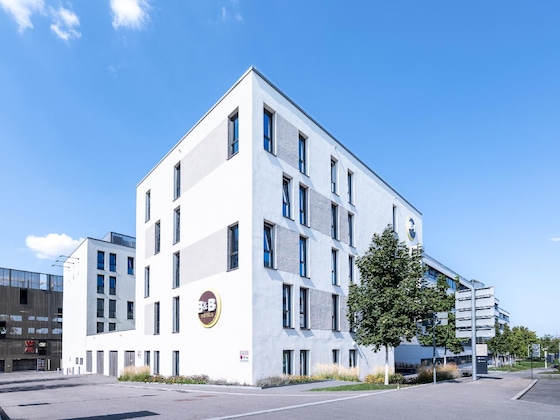 Gallery - B&B Hotel Stuttgart-Zuffenhausen