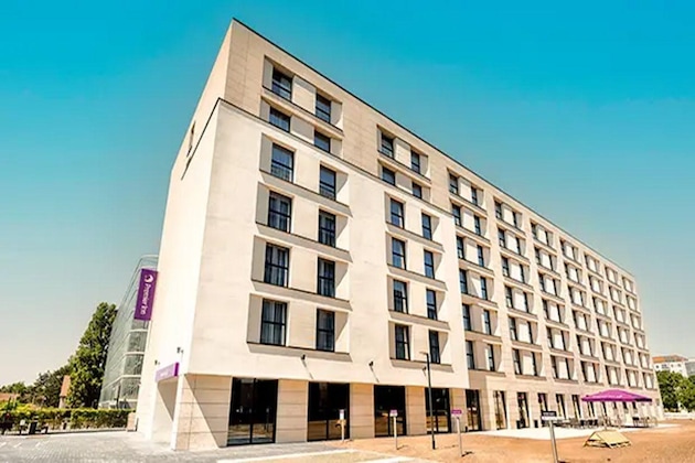 Gallery - Premier Inn Darmstadt City Centre