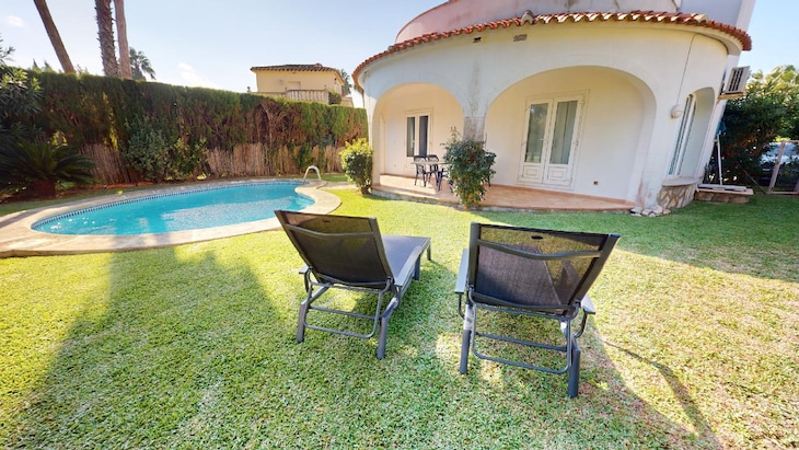 Gallery - Vila em Oliva para 7 pessoas com 3 quartos Ref. 461893