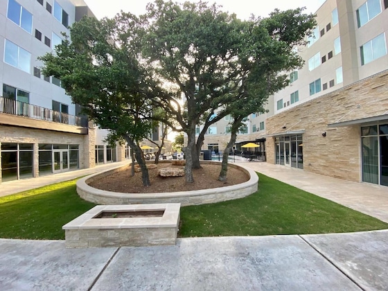 Gallery - Cambria Hotel Austin Uptown Near The Domain